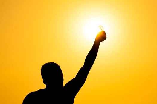 Conta de luz alta no prédio? Conheça as regras para comprar energia do mercado livre e reduza os custos do seu condomínio com total previsibilidade tarifária.